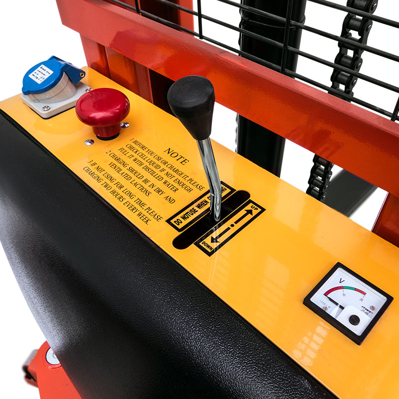 ruchnoy-shtabeler-spn-8 Электрический штабелер PROLIFT SPN 1535 - 6
